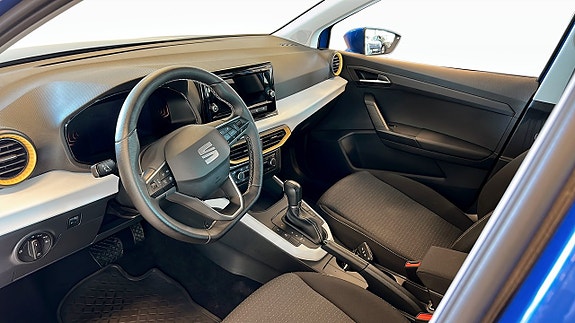 Seat Arona 7 of 13