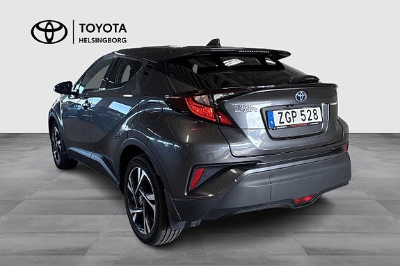 Toyota C-HR 8 of 11