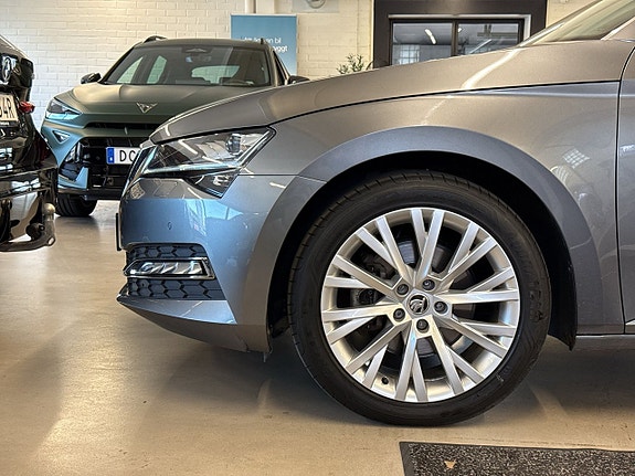 Skoda Superb 20 of 27
