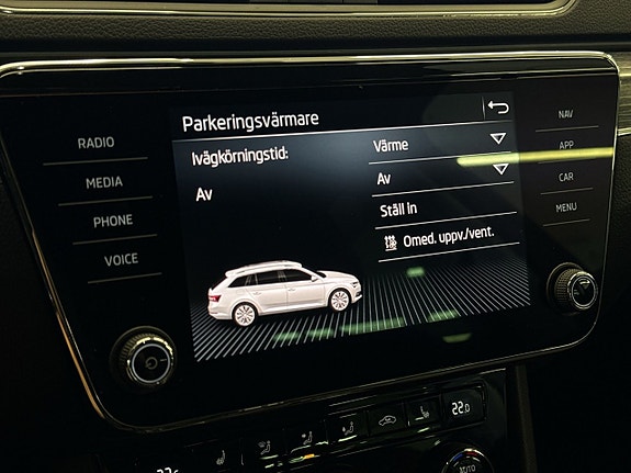 Skoda Superb 17 of 27