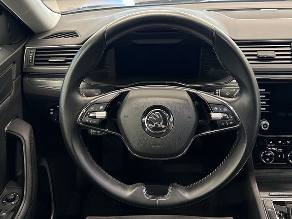 Skoda Superb 15 of 27
