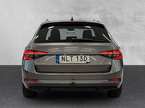 Skoda Superb 4 of 5