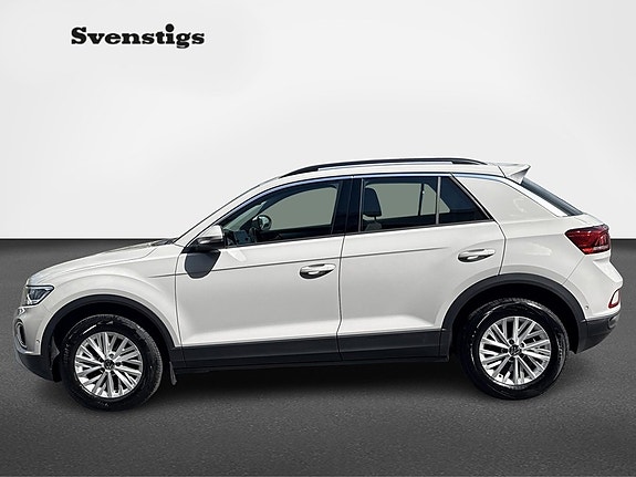 Volkswagen T-Roc 2 of 5