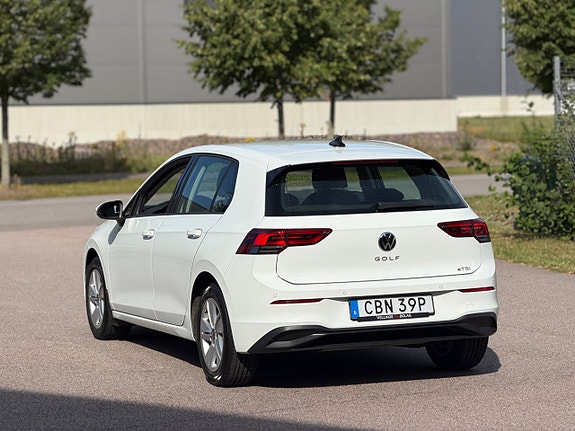 Volkswagen Golf VIII 6 of 13