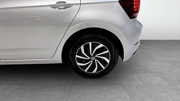 Volkswagen Polo 6 of 19