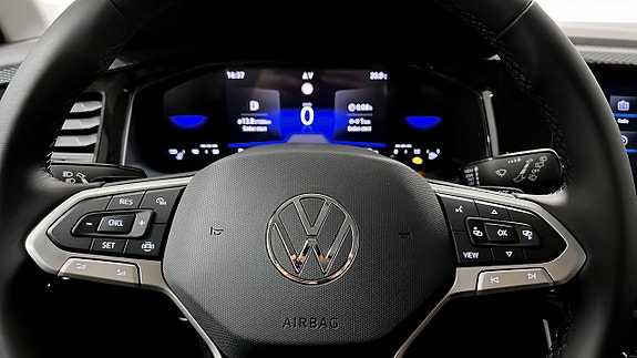 Volkswagen Polo 16 of 19