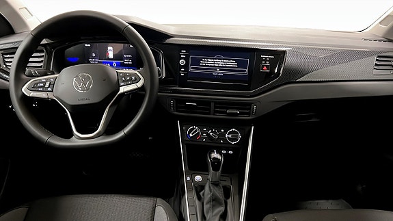 Volkswagen Polo 10 of 19