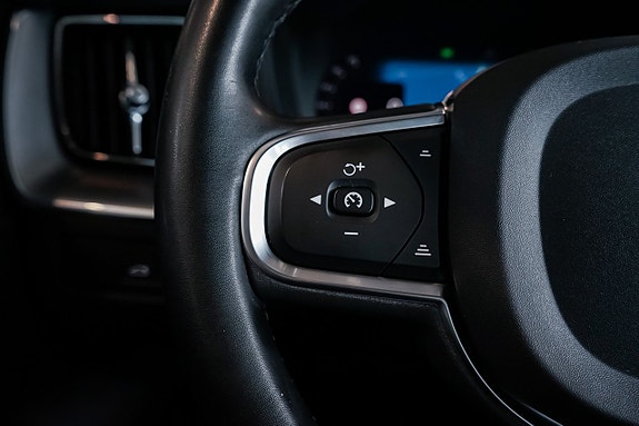 Volvo XC60 20 of 27