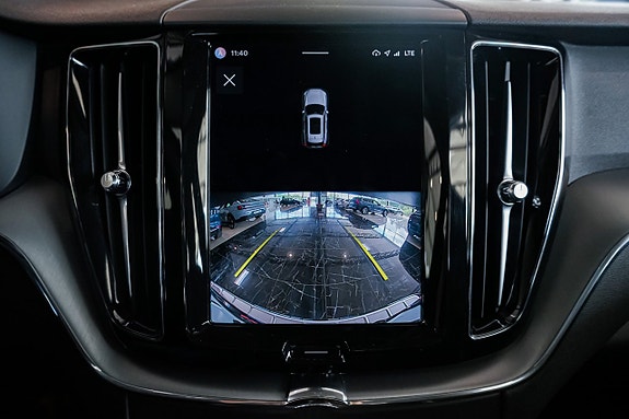 Volvo XC60 17 of 27