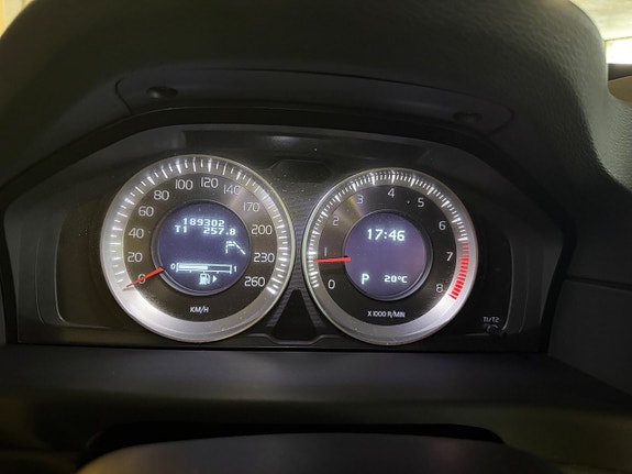 Volvo V70 15 of 25