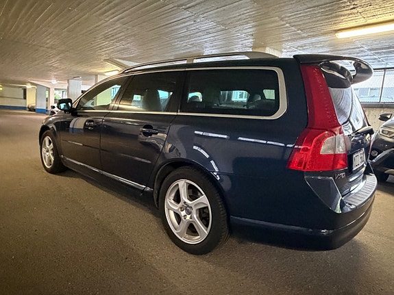 Volvo V70 5 of 5