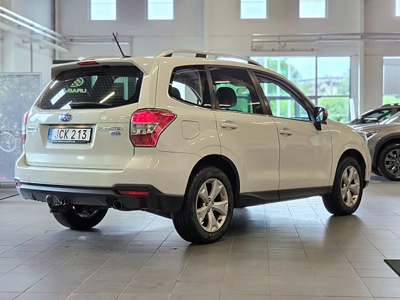 Subaru Forester 3 of 5