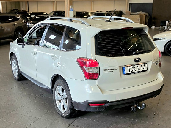 Subaru Forester 4 of 5
