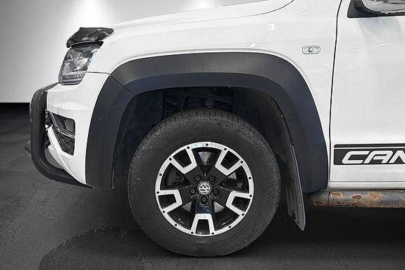 Volkswagen Amarok 2 of 5