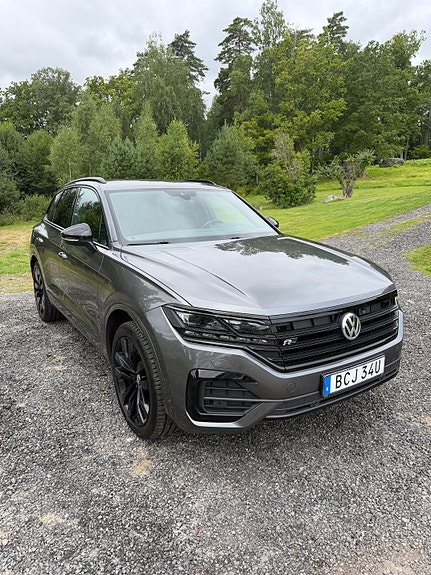 Volkswagen Touareg 4 of 5