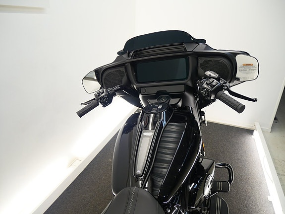 Harley-Davidson Street Glide - 16.000 kampanjrabatt! FLHX 4 of 5