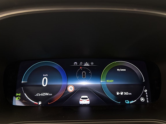Renault Megane E-Tech 15 of 30