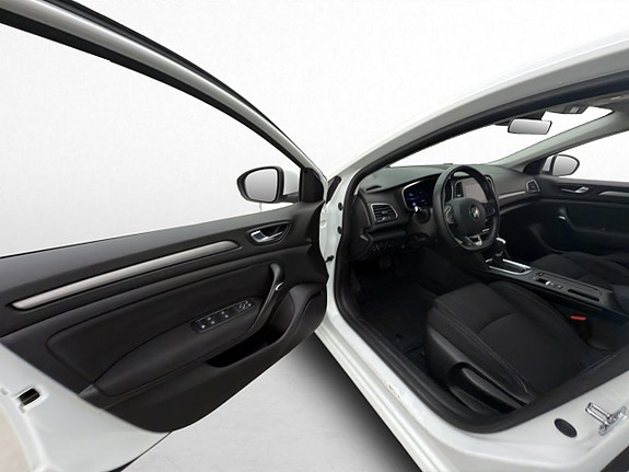 Renault Megane E-Tech 9 of 30