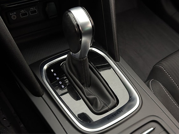 Renault Megane E-Tech 21 of 30