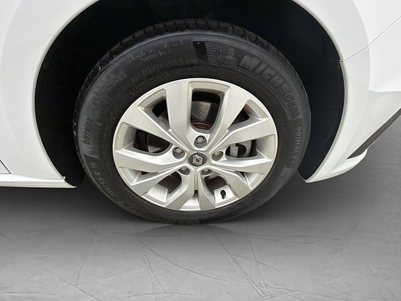 Renault Megane E-Tech 30 of 30
