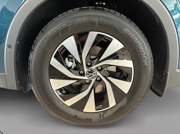 Volkswagen Tiguan 13 of 19