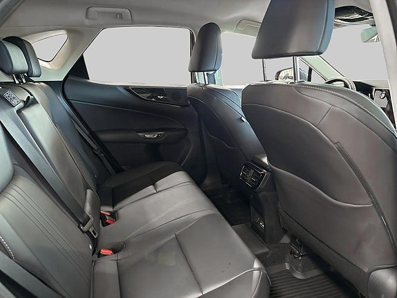 Lexus NX450h+ 9 of 10