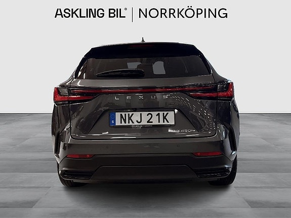 Lexus NX450h+ 4 of 10