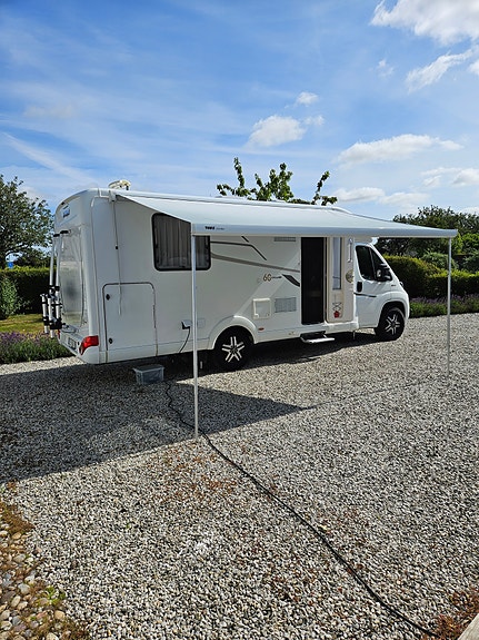 Hymer T 698 CL 60 Edition, Hydraliska stödben 2 of 18