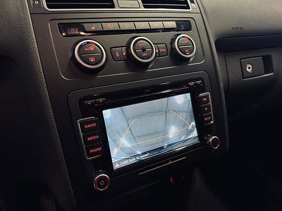 Volkswagen Touran 14 of 23