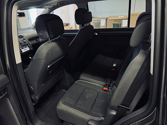 Volkswagen Touran 20 of 23