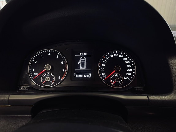 Volkswagen Touran 10 of 23