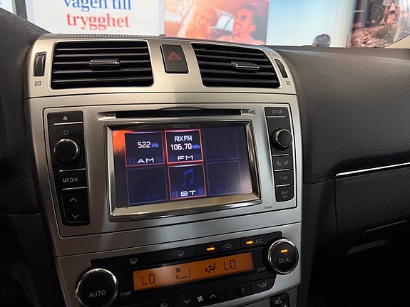 Toyota Avensis 24 of 30