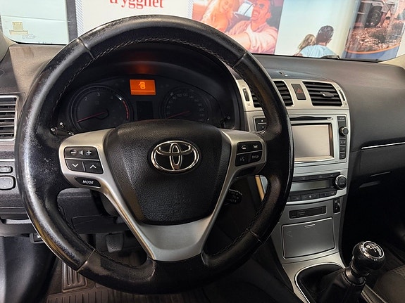 Toyota Avensis 20 of 30