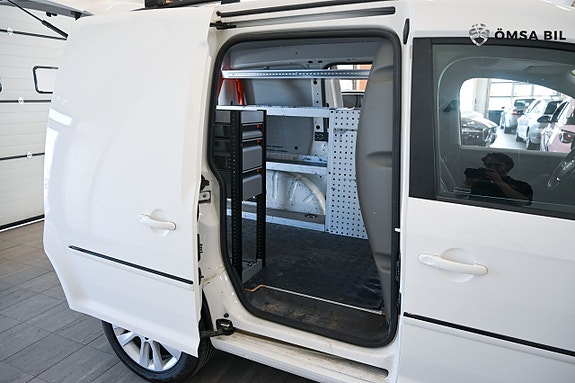 Volkswagen Caddy 9 of 17