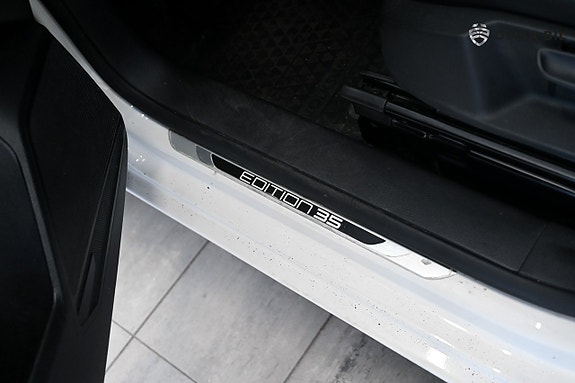 Volkswagen Caddy 17 of 17