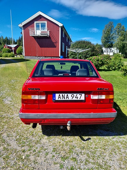 Volvo 850 2 of 5