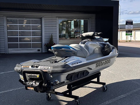 Sea-Doo GTX 300 Limited 3 of 8