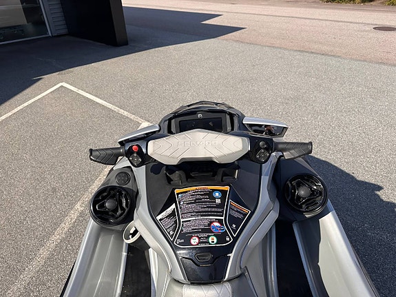 Sea-Doo GTX 300 Limited 5 of 8