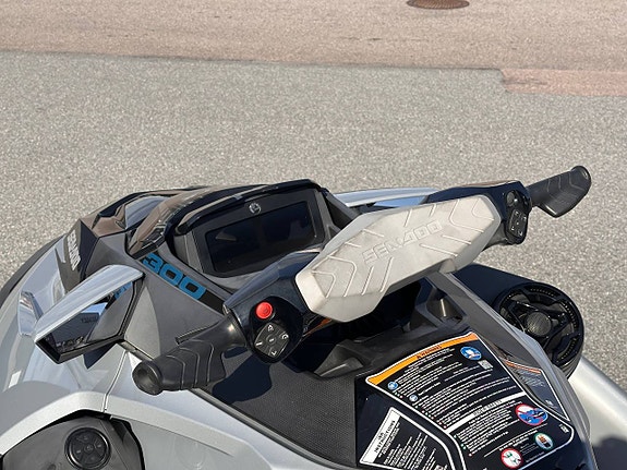 Sea-Doo GTX 300 Limited 8 of 8