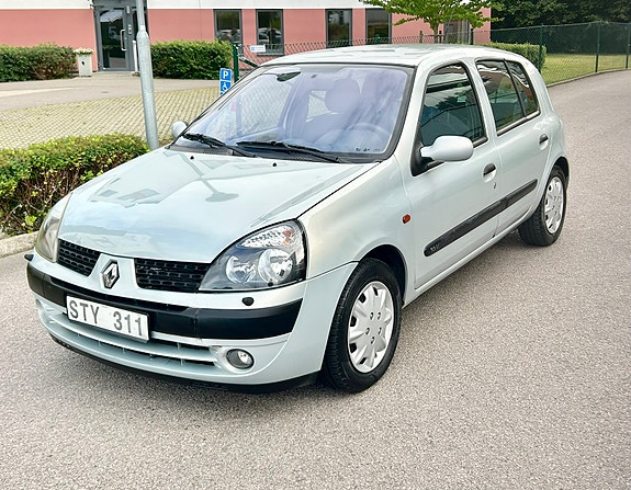 Renault Clio 3 of 5