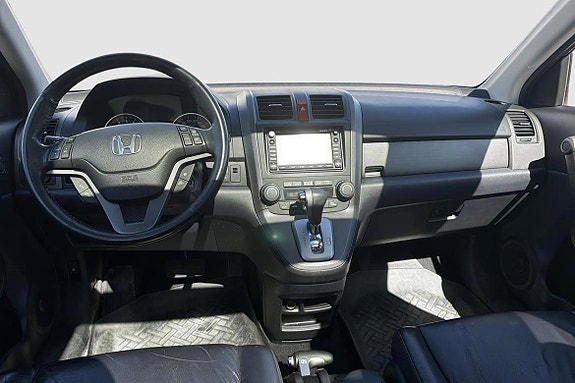 Honda CR-V 9 of 13