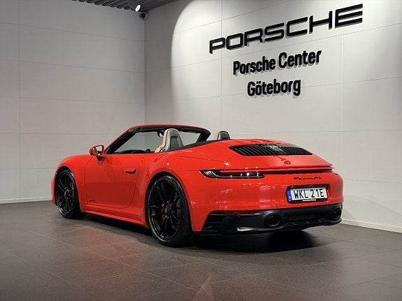 Porsche 911 Carrera GTS 14 of 30