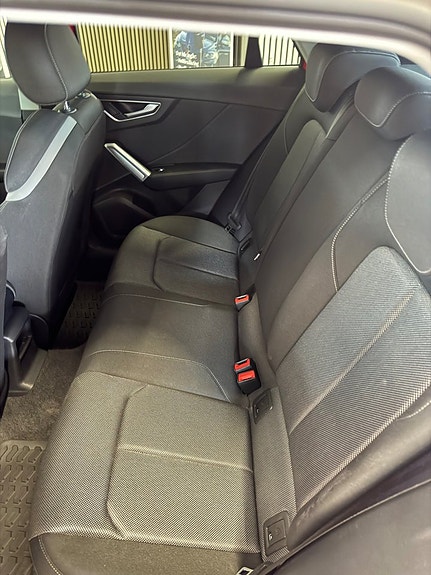 Audi Q2 11 of 27