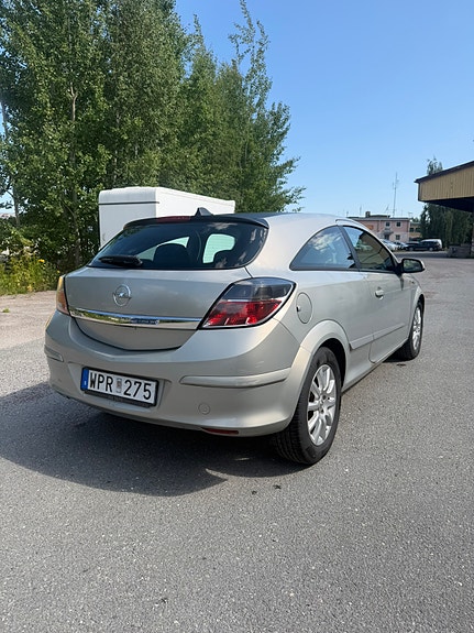 Opel Astra 5 of 5