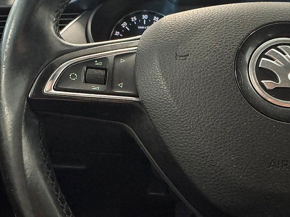 Skoda Octavia 17 of 25