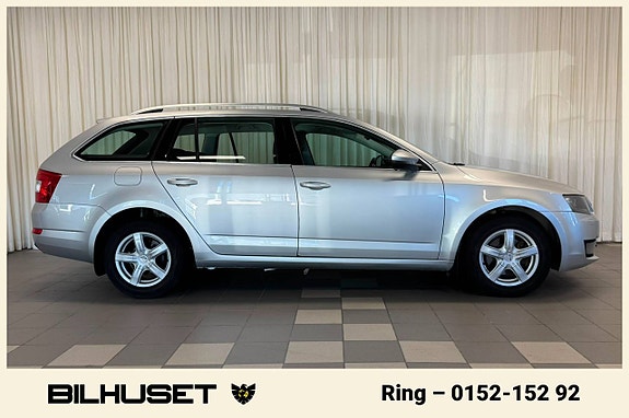 Skoda Octavia 2 of 25