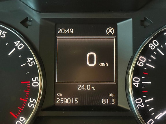 Skoda Octavia 11 of 25