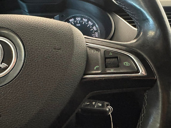 Skoda Octavia 18 of 25