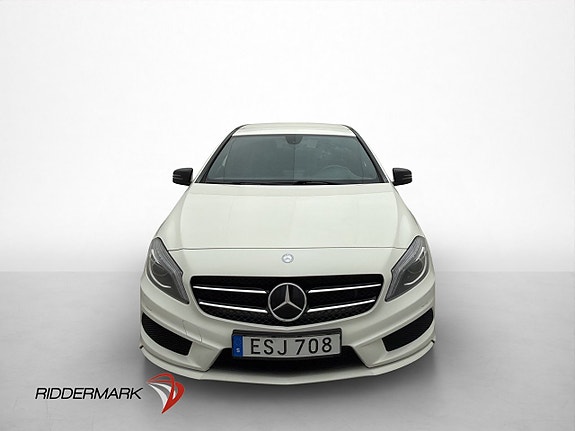 Mercedes-Benz A180 2 of 5