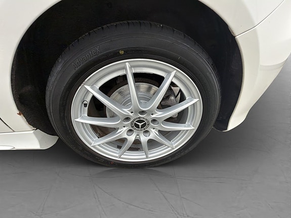 Mercedes-Benz A180 25 of 28
